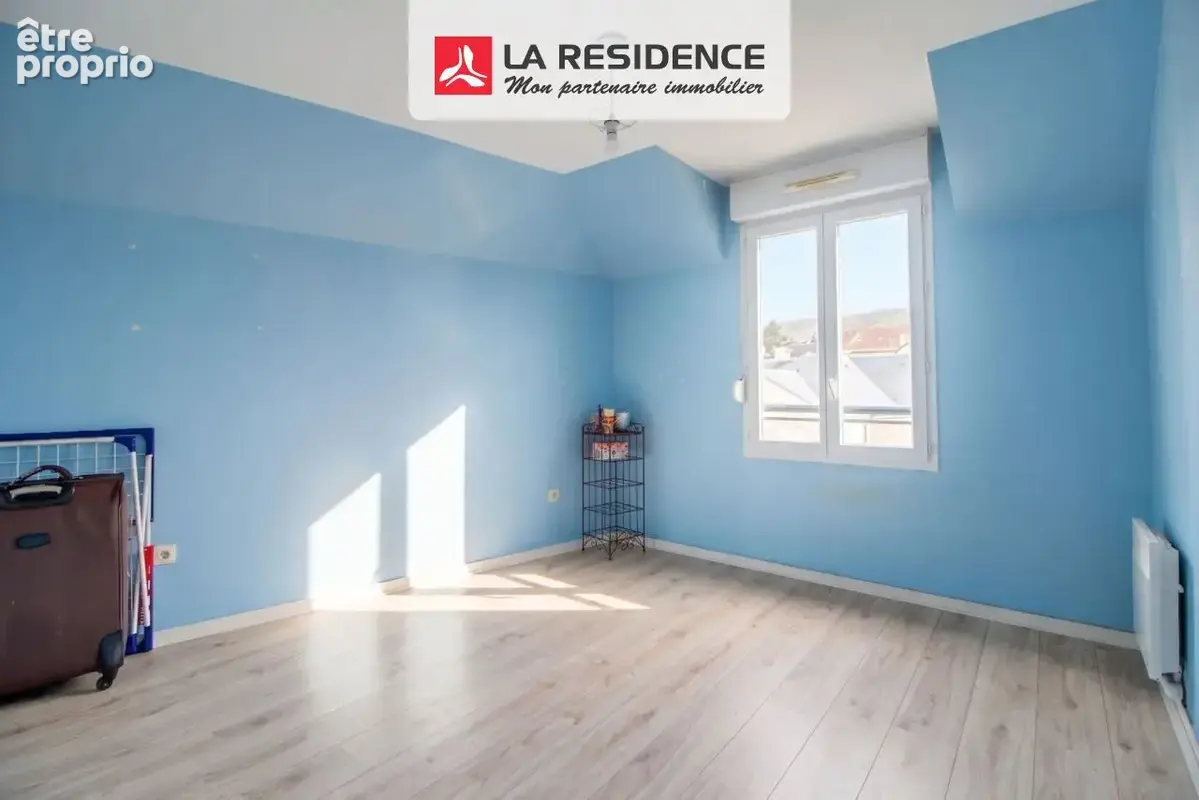 Appartement 4 pièces 79 m² à vendre à Chanteloup-Les-Vignes (78570) - photo 8