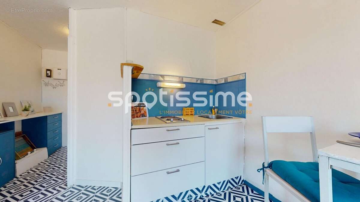 Studio climatisé avec ascenseur, piscine et gardien  Centre Port du Cap d'Agde - photo 5