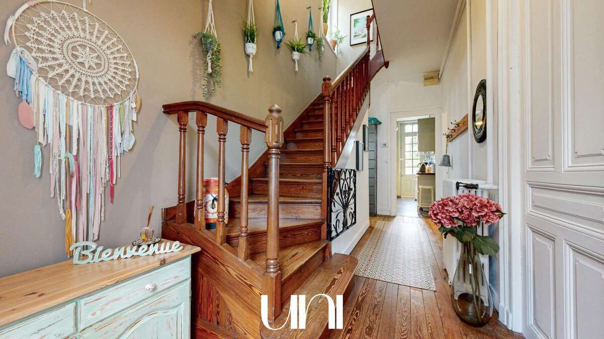 Maison à MEZIDON-CANON