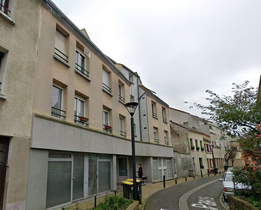 Commerce à ROMAINVILLE