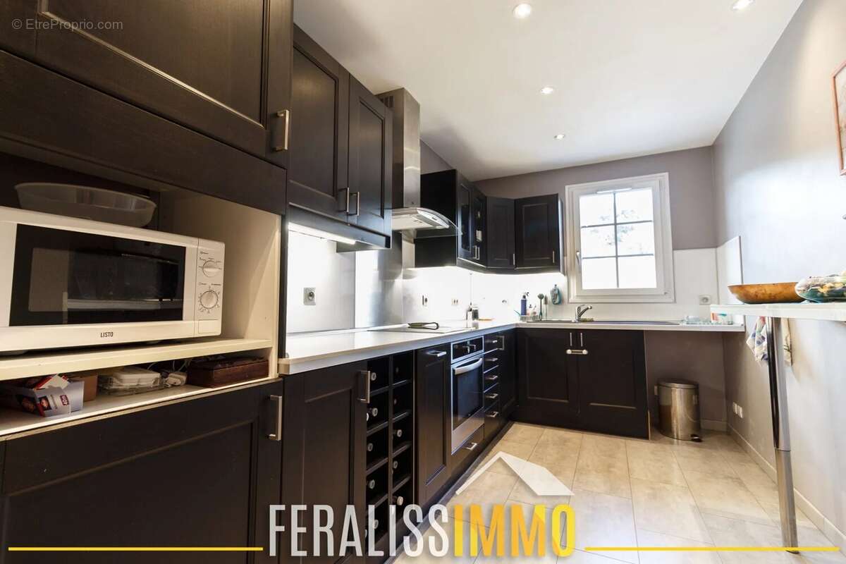 Appartement à VAUX-SUR-SEINE
