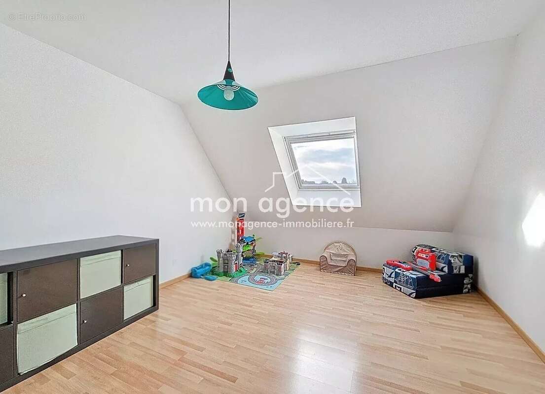 Maison à FRANQUEVILLE-SAINT-PIERRE