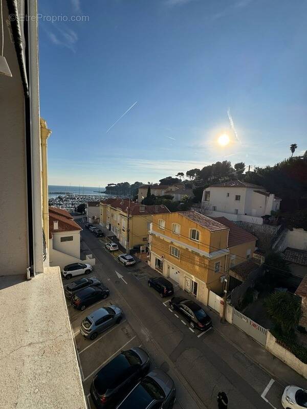 Appartement à CARRY-LE-ROUET