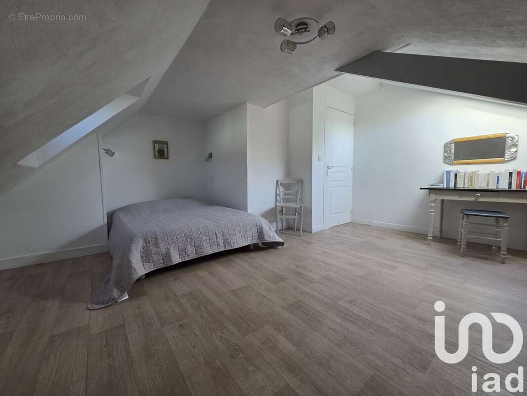 Maison 187 m² à Ballan-Mire  - photo 7