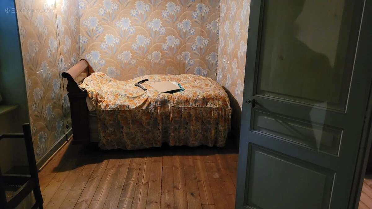 Maison à FRUGERES-LES-MINES