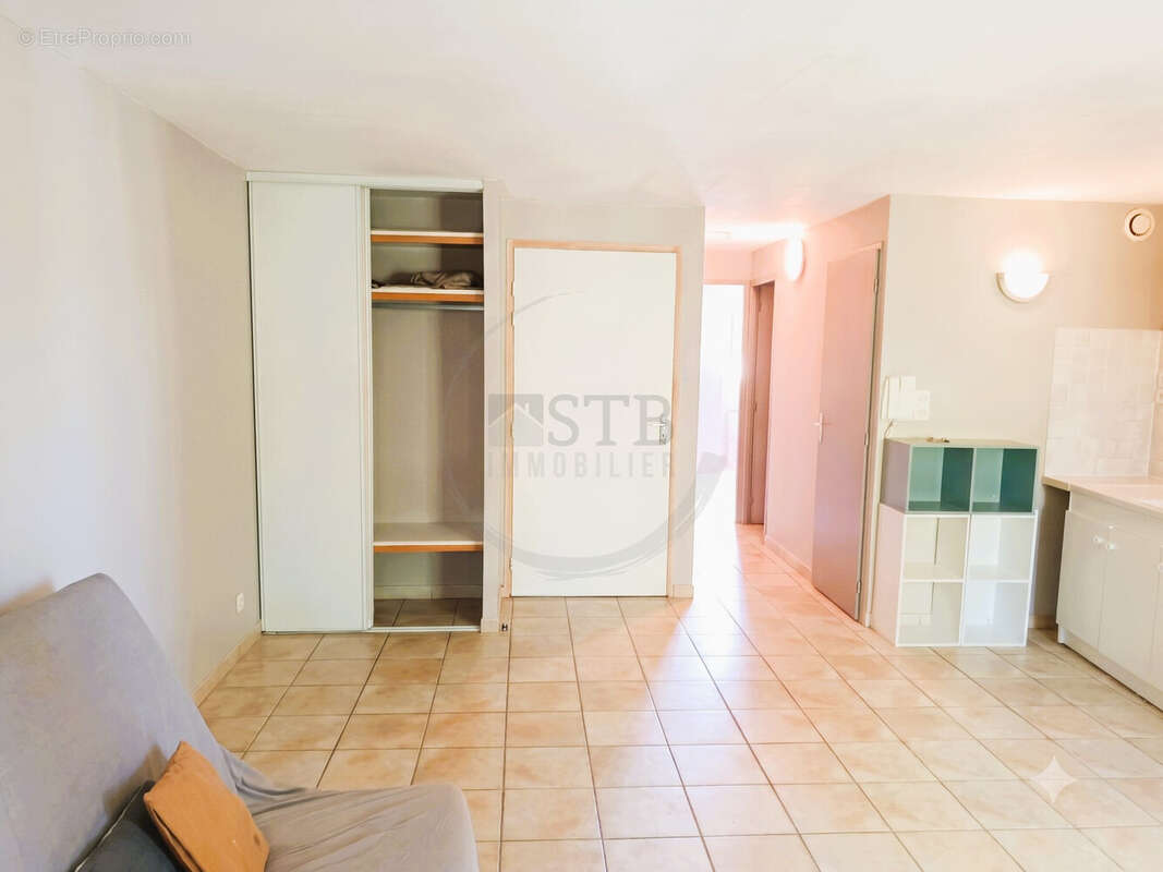 Appartement 304 m² à Privas  - photo 9