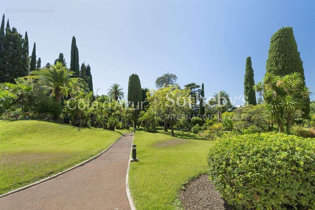 Cannes Croix des Gardes, appartement de 169 m² avec jardin privatif, vue mer - photo 12