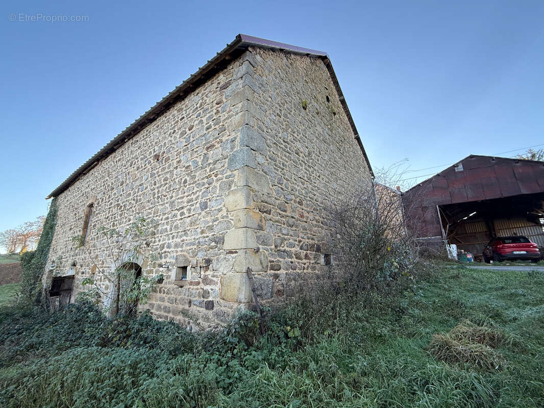 Maison à BUSSIERES