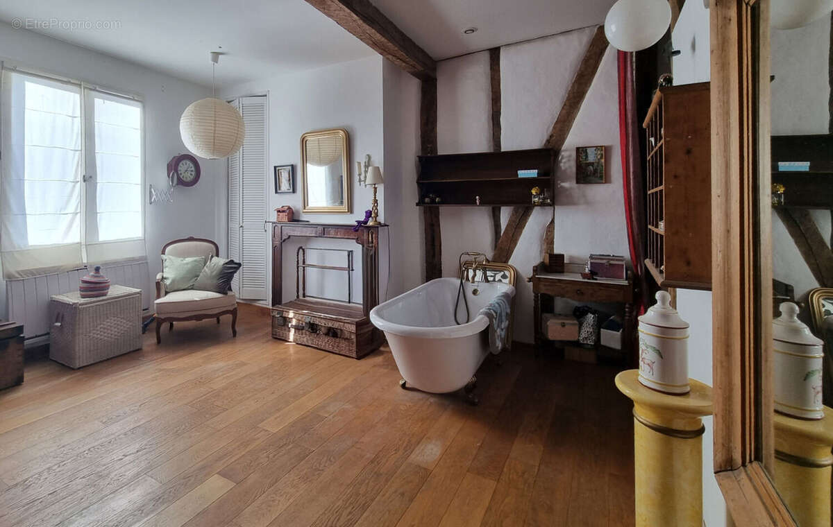 salle de bain - Maison à MIREPOIX