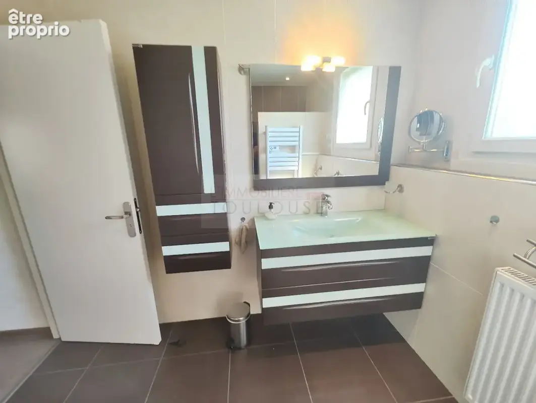 T5 rénové clé en main  4 chambres, climatisation, parking - photo 8