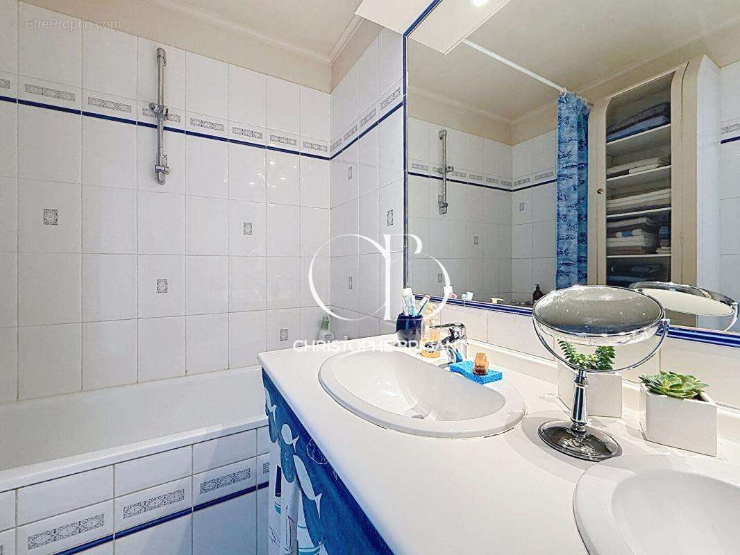 Appartement à VITRY-SUR-SEINE