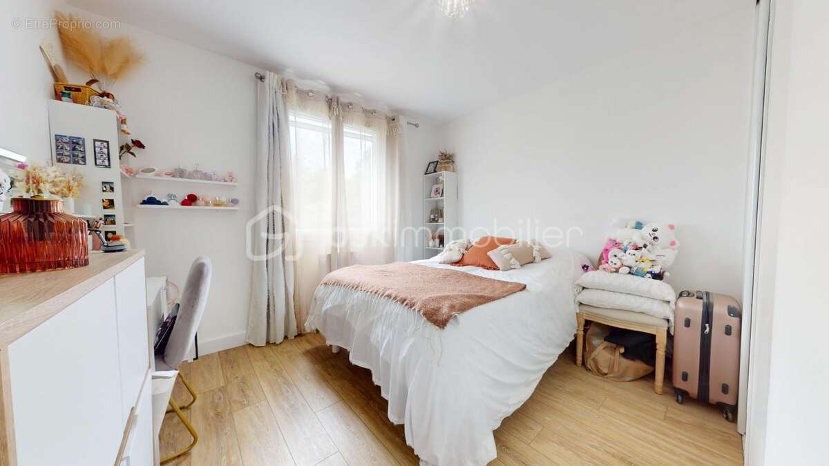 Appartement à LINAS