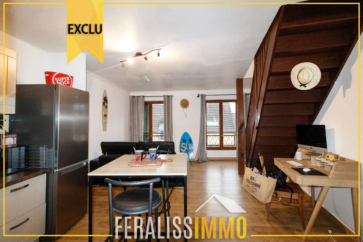 Appartement à VAUX-SUR-SEINE