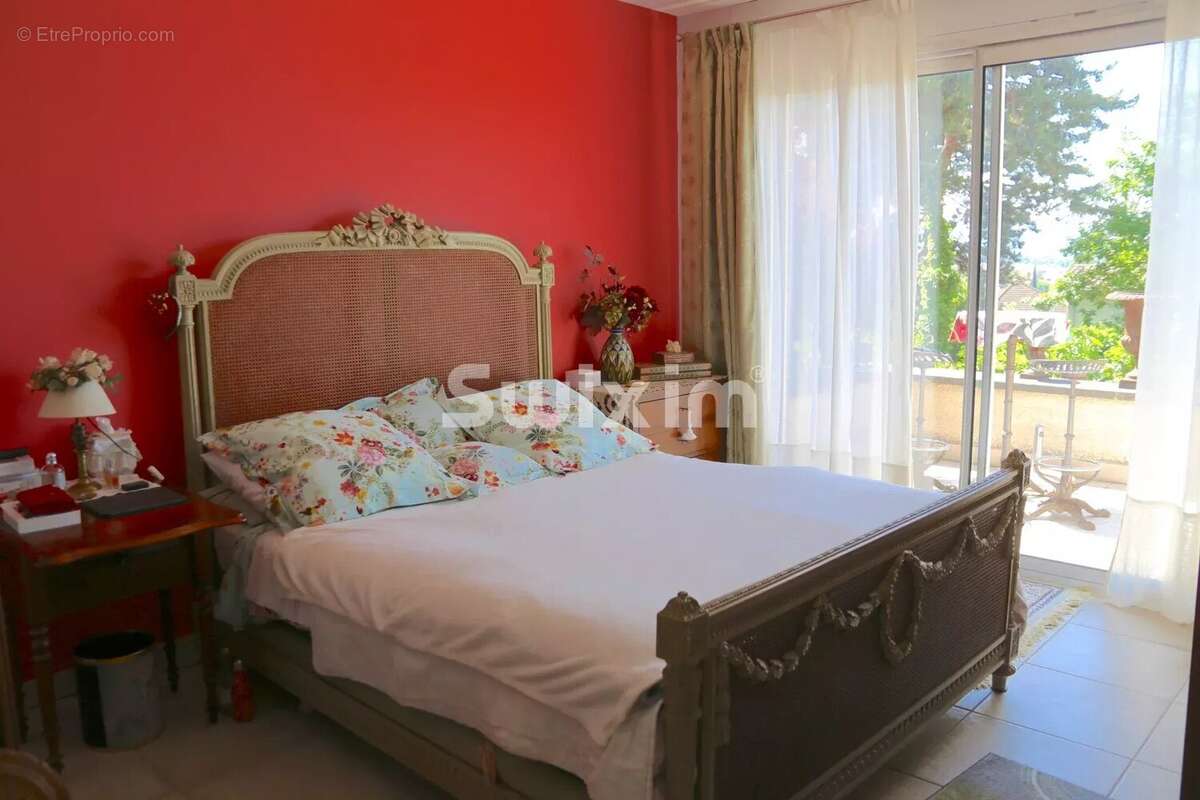 Maison à MOURS-SAINT-EUSEBE