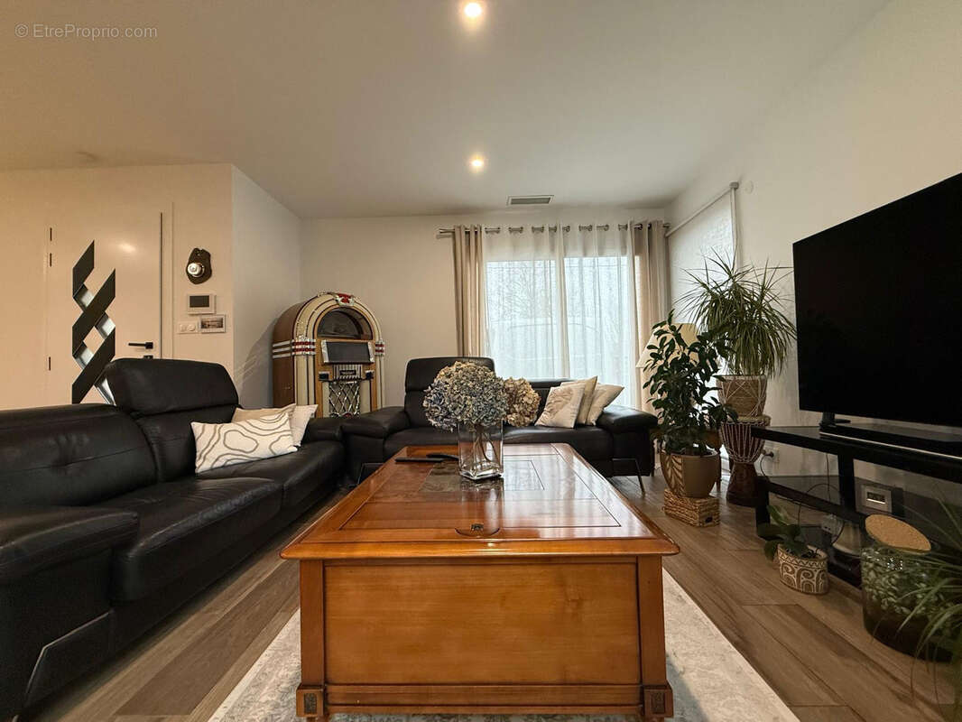 Maison à BELIN-BELIET