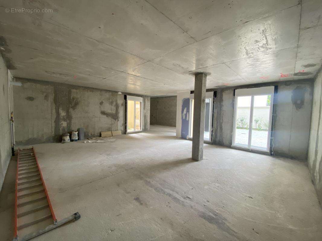 Appartement à CLICHY