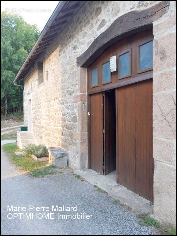 Maison à ROYERE-DE-VASSIVIERE