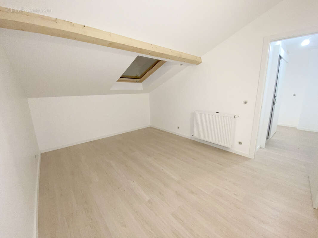 Maison à SAINT-MAUR-DES-FOSSES