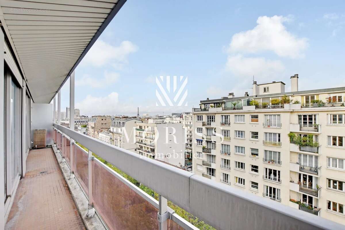 Appartement à PARIS-14E