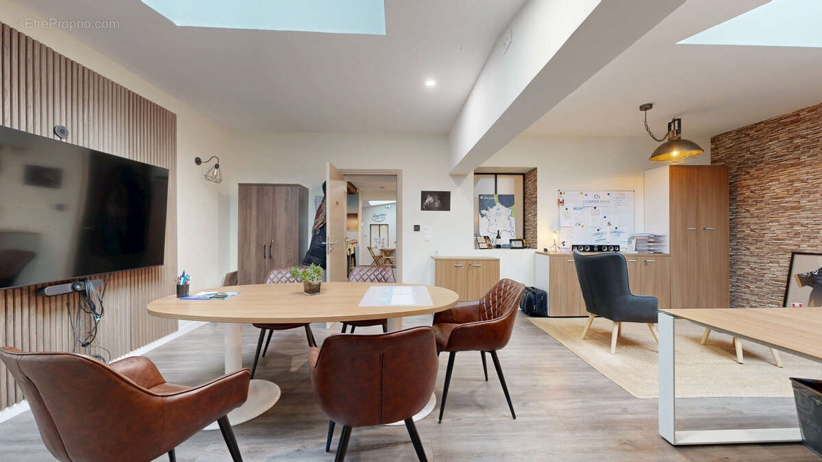 Commerce à AVRANCHES