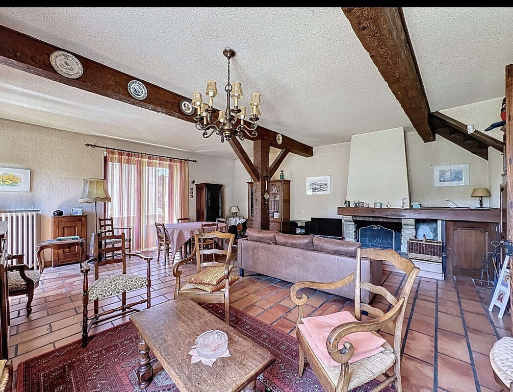 Maison à SAINT-MARTIN-D'HERES