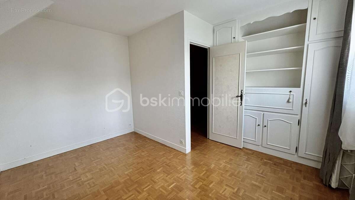 Maison à VILLIERS-SUR-ORGE