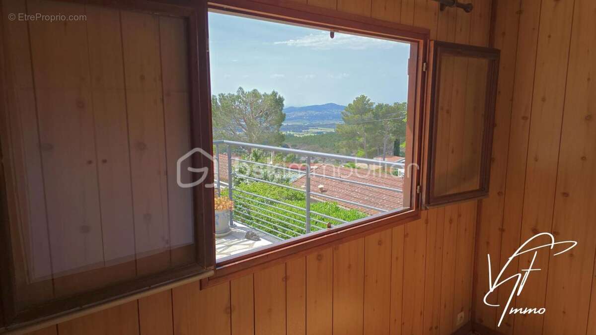 Maison à LE CASTELLET