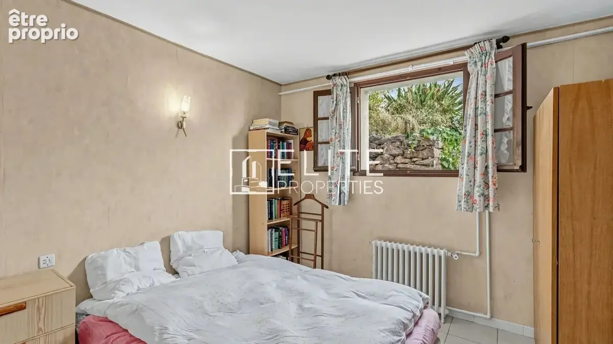 MANDELIEU-LA-NAPOULE (CAPITOU) : Maison à rénover, 110 m² habitables, vue panoramique mer et collines, terrain de 1 375 m² - photo 12