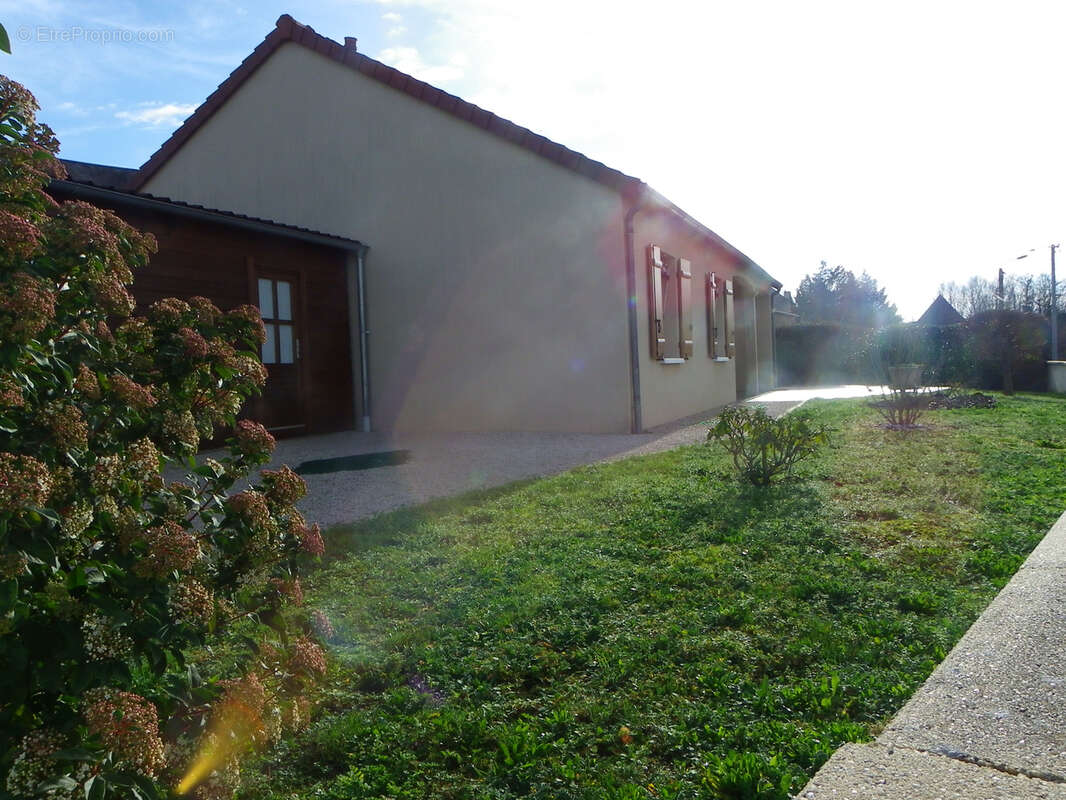 Maison à CHATELLERAULT