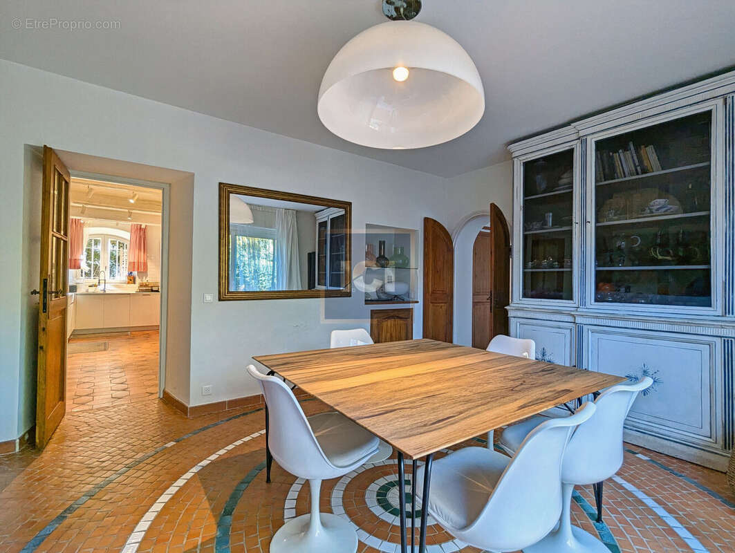 Maison à PLAN-DE-LA-TOUR