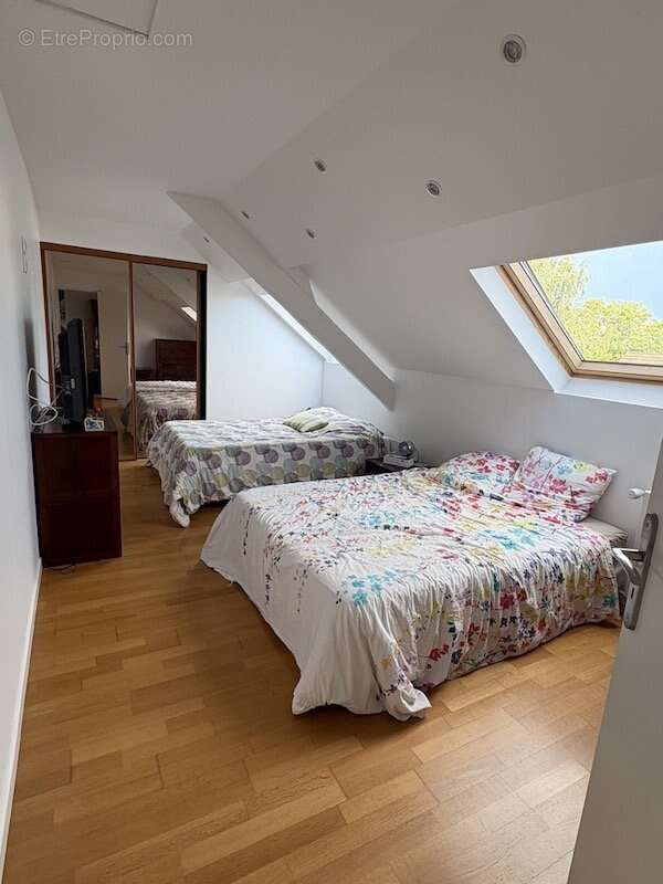 Maison à MAGNY-LES-HAMEAUX