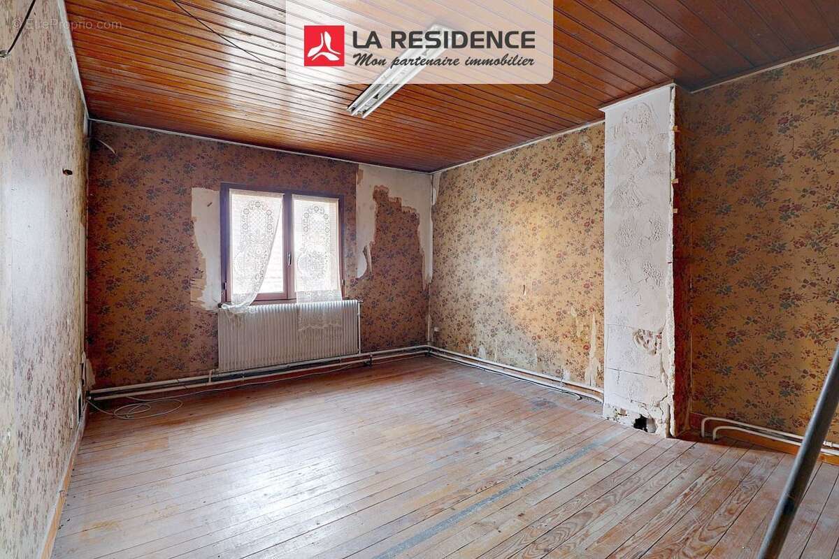 Maison à NEUVILLE-SUR-OISE