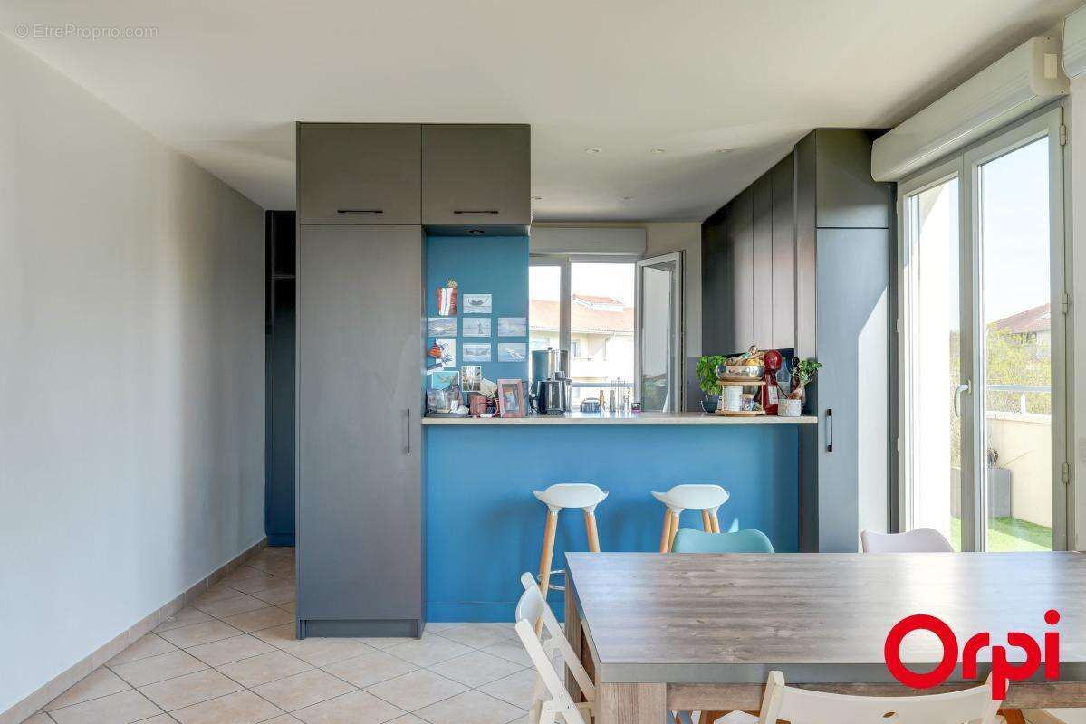 Appartement à RILLIEUX-LA-PAPE