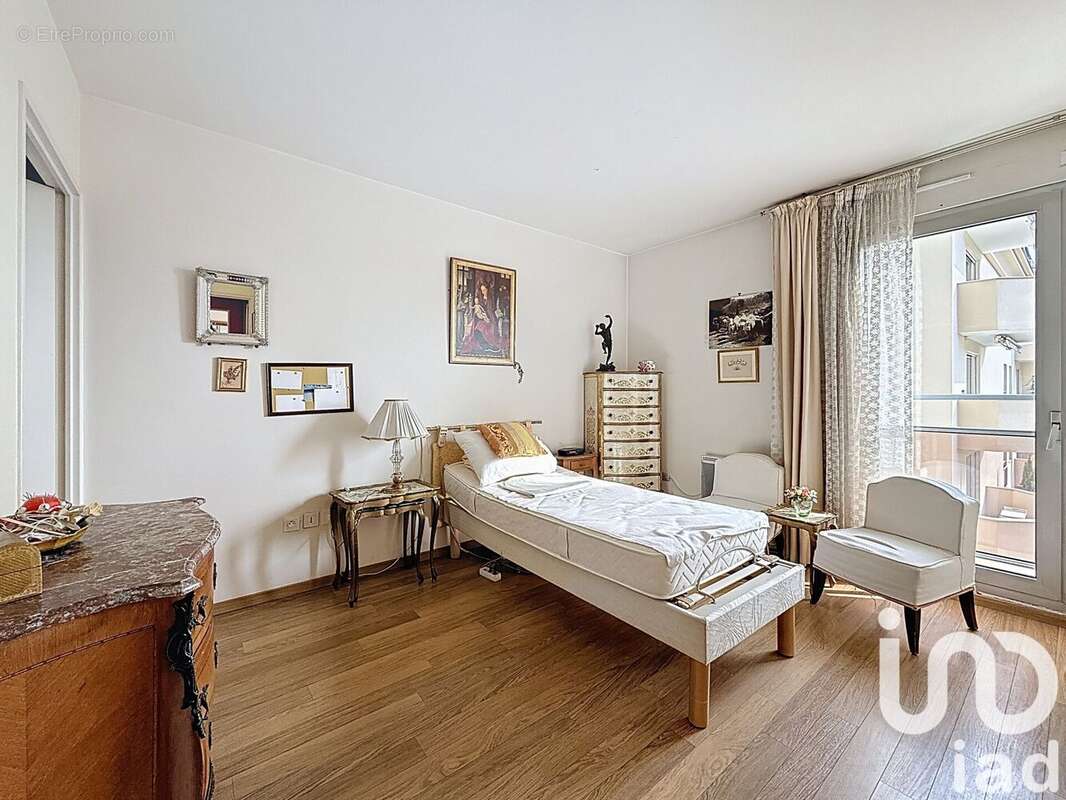 Photo 3 - Appartement à NOGENT-SUR-MARNE