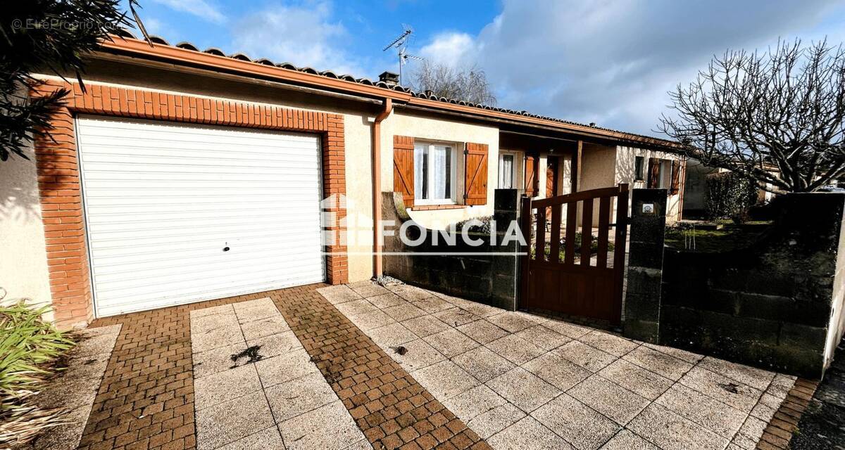 Maison à AUCAMVILLE