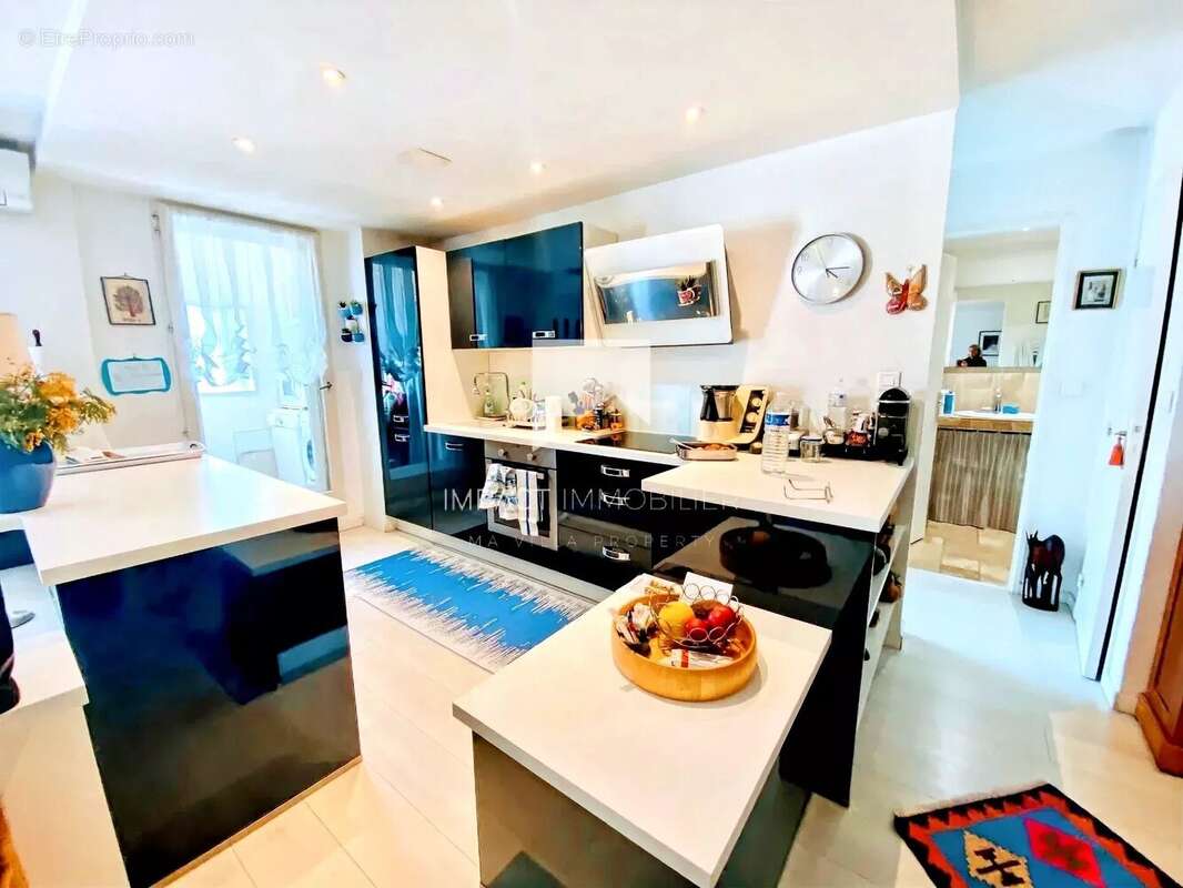 Appartement à HYERES