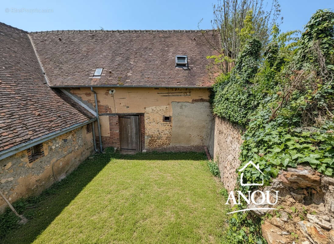 Maison à LUIGNY