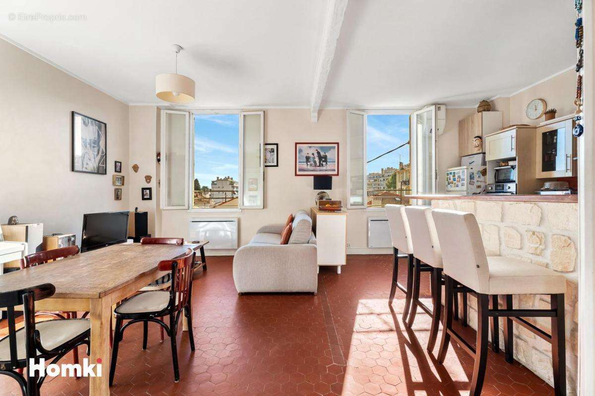 Appartement à LE CANNET