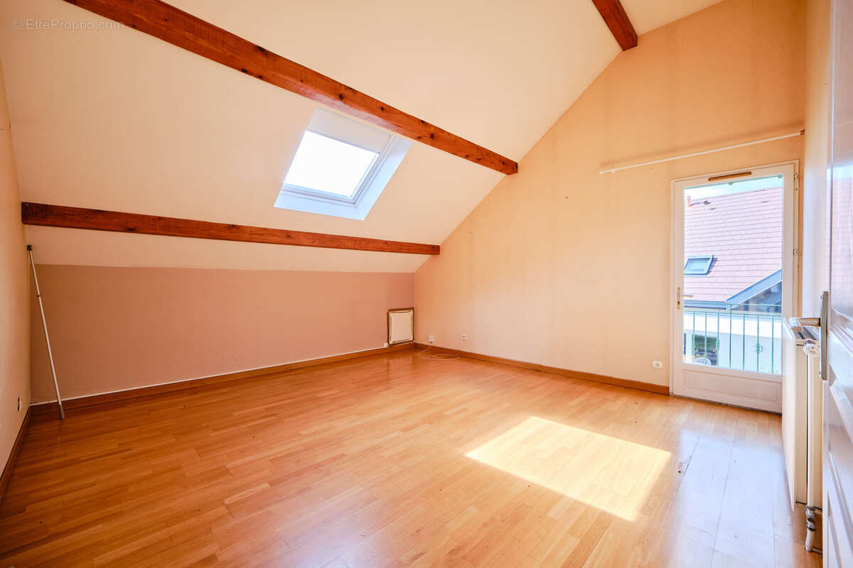 Appartement à ANNECY-LE-VIEUX