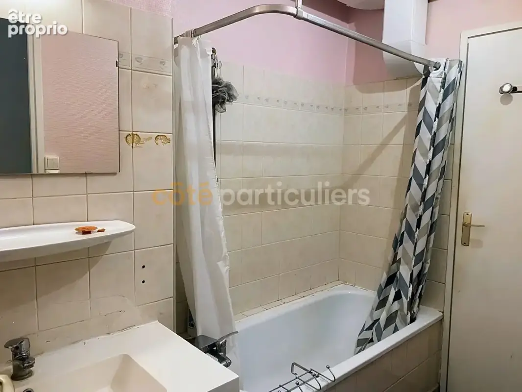LONGVIC - T3 de 59 m² avec parking et cave - photo 5