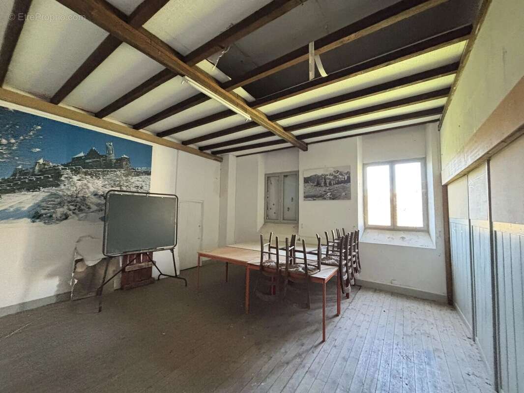 Appartement à VILLEMOUSTAUSSOU