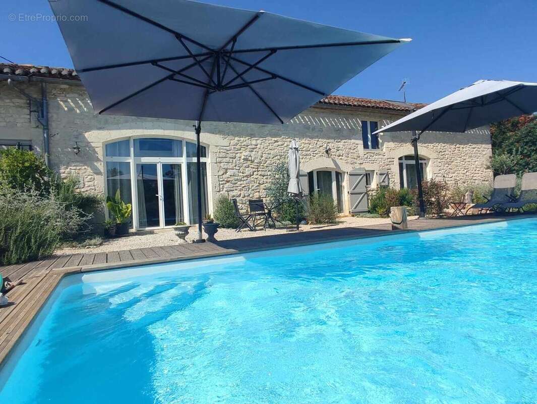 vue 1 - Maison à CAHORS