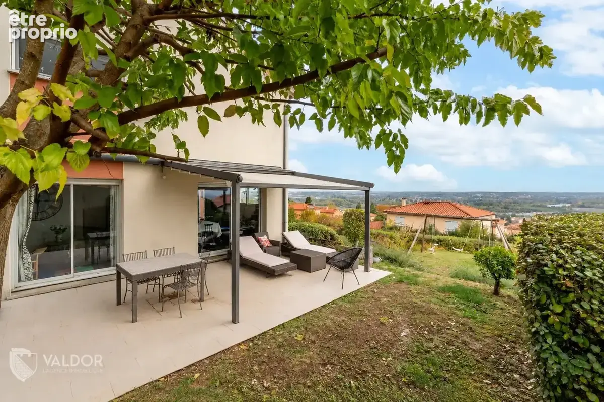 Hauteurs d'Anse - Maison familiale avec 4 chambres et jardin paysagé - photo 2