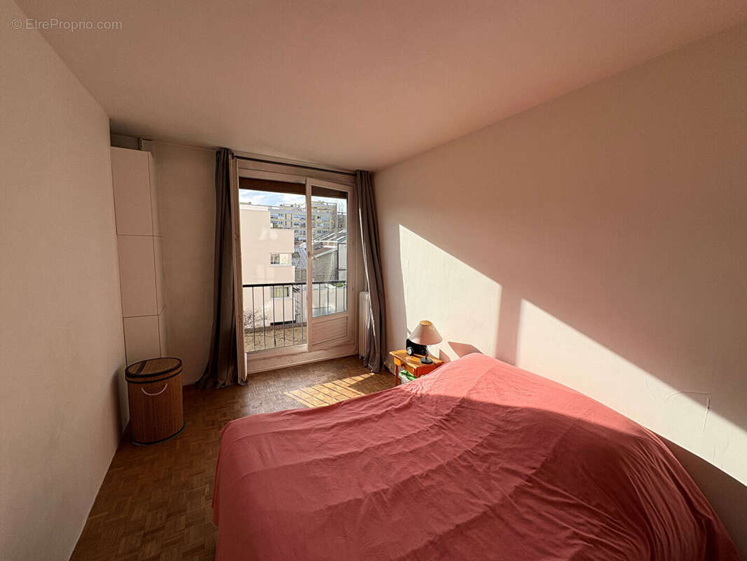 Appartement à IVRY-SUR-SEINE