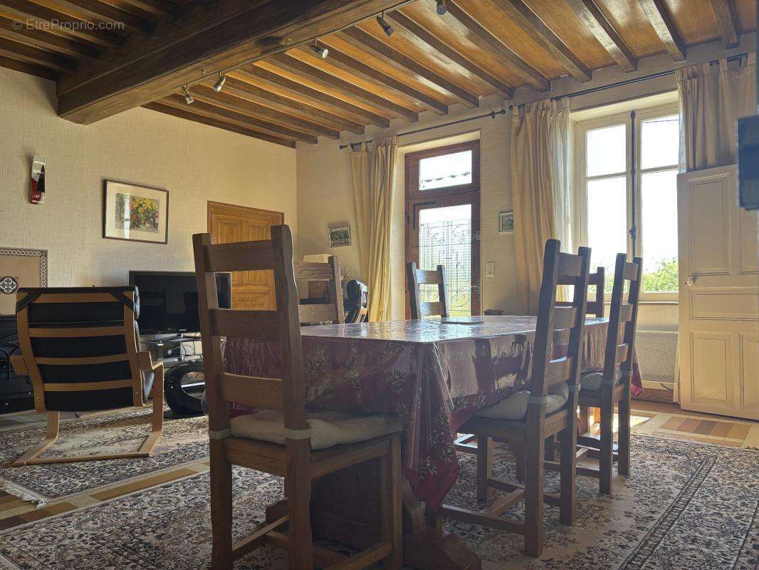SEMUR EN AUXOIS 20min : maison de 144m², 5 chambres, grange, garage, cave, jardin. Prix 288 000€ - photo 7