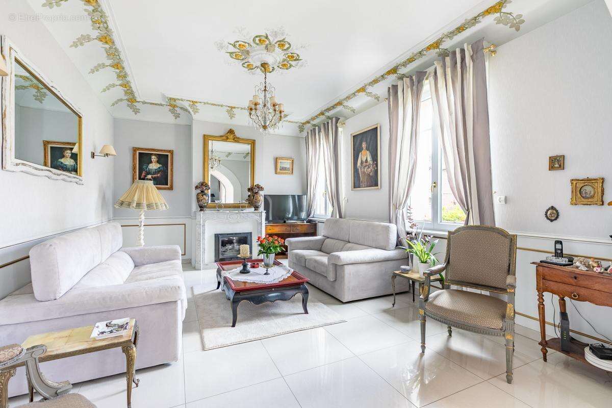 Maison à CONDREN