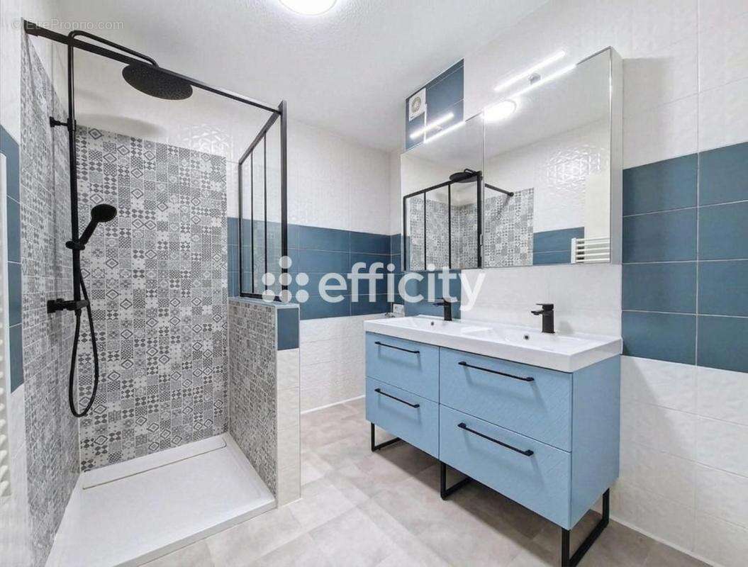 Appartement à LE PLESSIS-ROBINSON