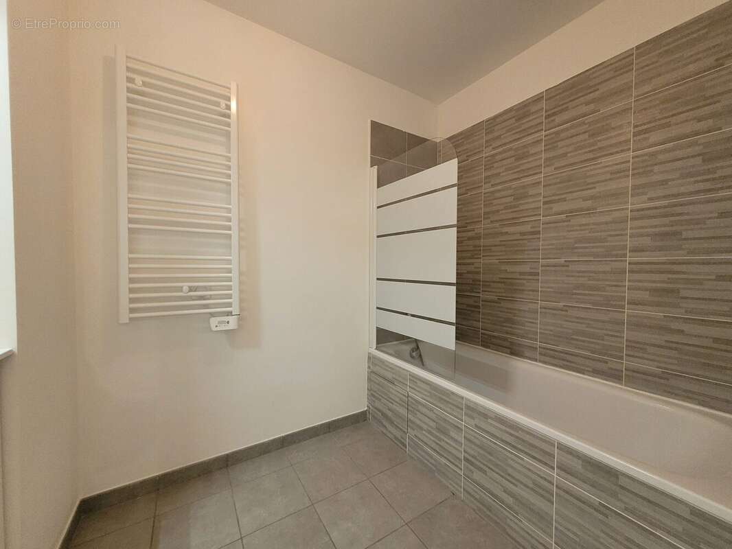Appartement à THIAIS