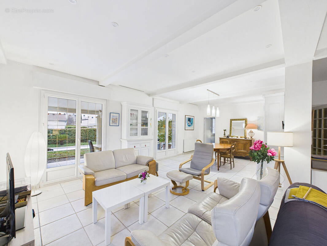 Maison à TOURNON-SUR-RHONE