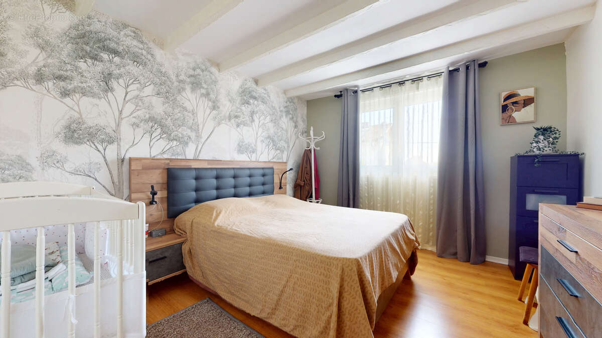 Maison à MONTIGNY-LES-CORMEILLES